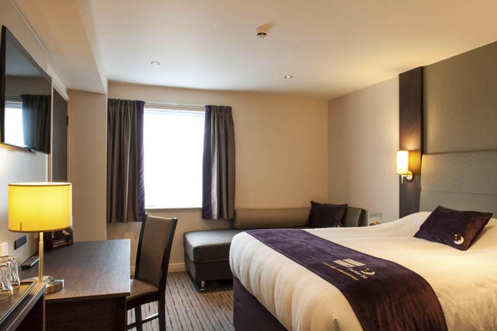 Premier Inn York North Værelse billede