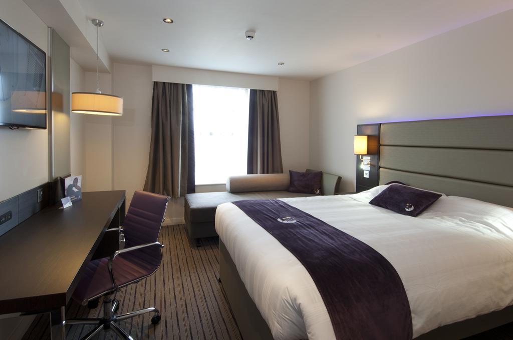 Premier Inn York North Værelse billede